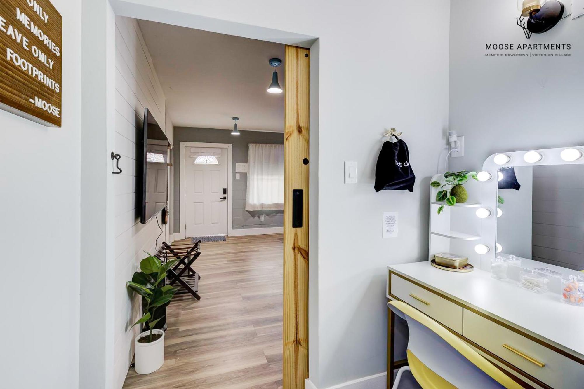 The Moose #9 - Brand New Luxe Modern Loft With Free Parking, King Bed & Fast Wifi Leilighet Memphis Eksteriør bilde